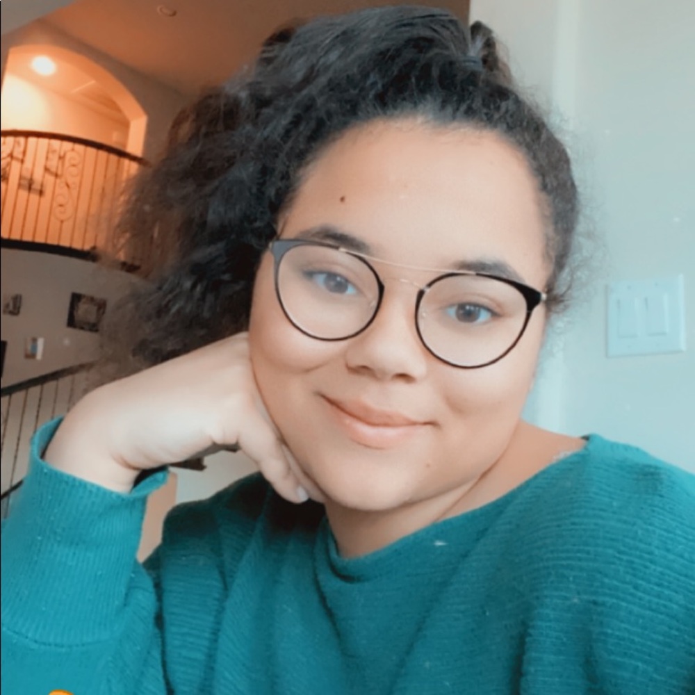 Meet your Posher, Tiara
